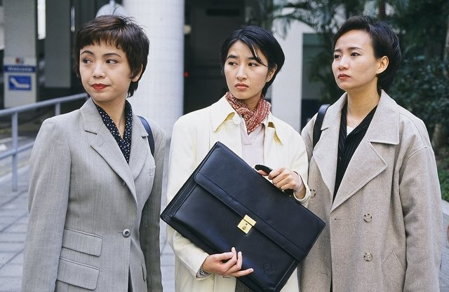 Ba Nữ Cảnh Sát Thiện Xạ Corruption Doesn Not Pay