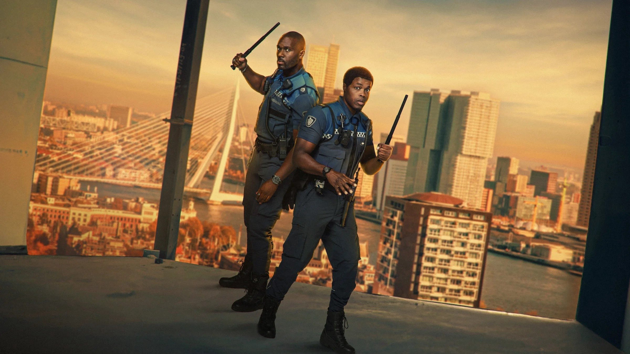 Bad Boas: Bộ Đôi Phá Án Almost Cops